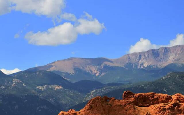 Top 10 Things to do in Colorado Springs Thumbnail